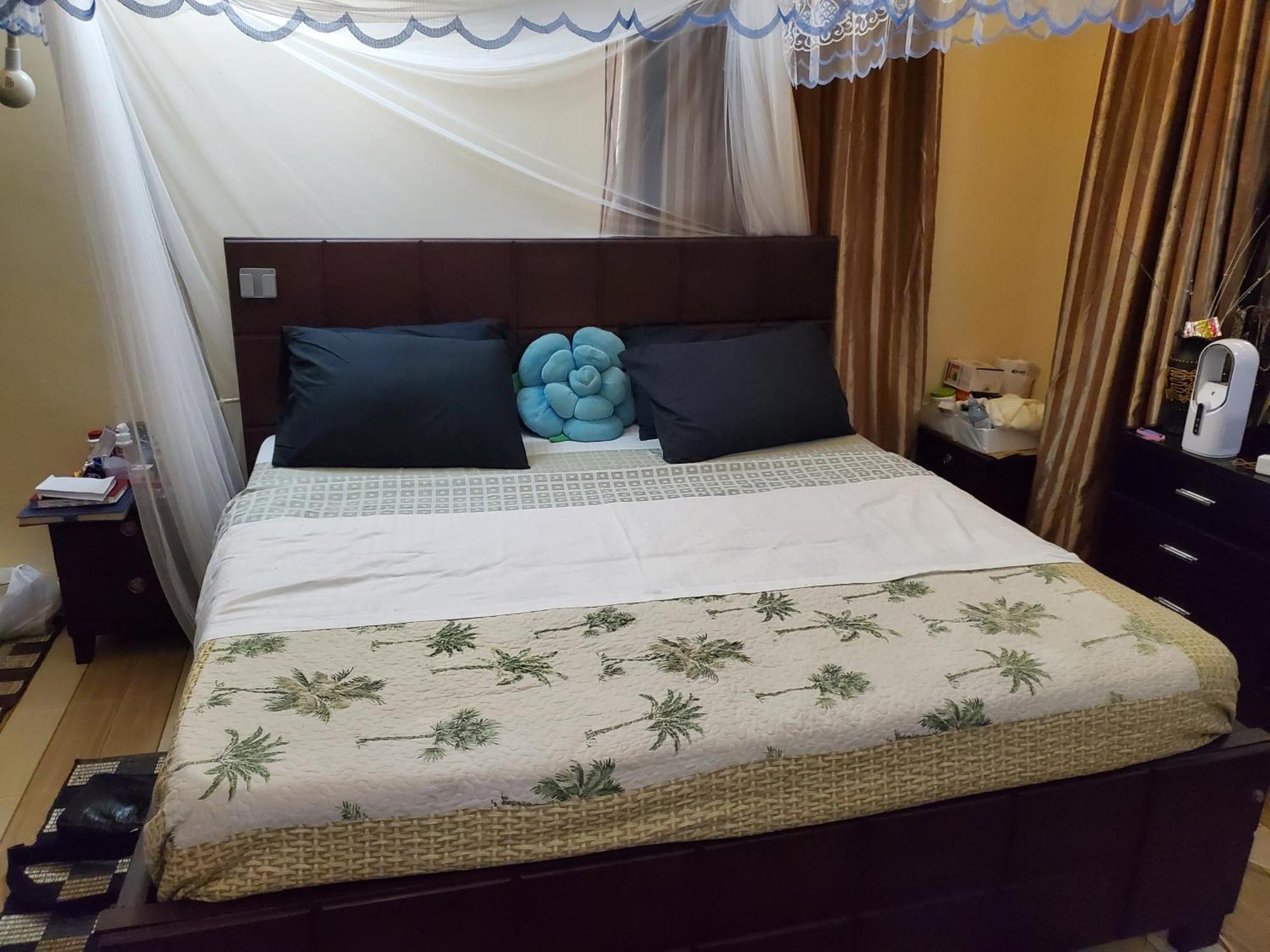 Gorilla African Guest House Entebbe Dış mekan fotoğraf